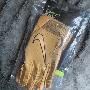 Nike Vapor Jet 5.0 Gold Football Gloves